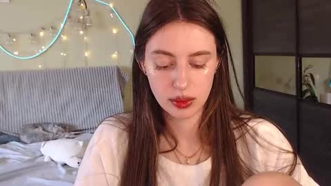 Snapshot of liliatlu chatting on 09-24-25, 11:35 Lilu online show from 09-24-25, 11:35