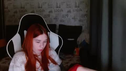 liliawoolf online show from 02-21-25, 06:04