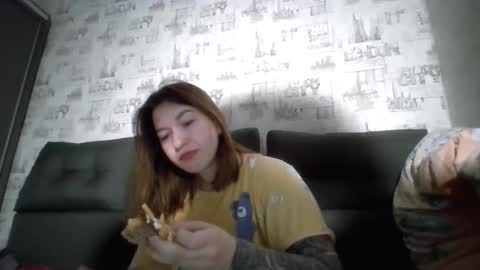 liliawoolf online show from 11-04-25, 07:07