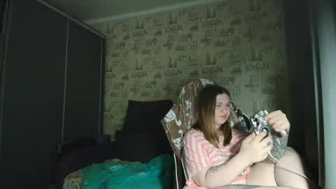 liliawoolf online show from 06-15-26, 06:32