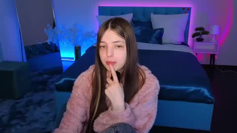 Lili Bakery online show from 02-24-25, 03:23