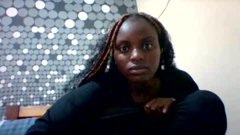 Snapshot of liligal chatting on 06-09-26, 10:49 liligal online show from 06-09-26, 10:49