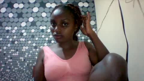 Snapshot of liligal chatting on 06-14-26, 07:05 liligal online show from 06-14-26, 07:05