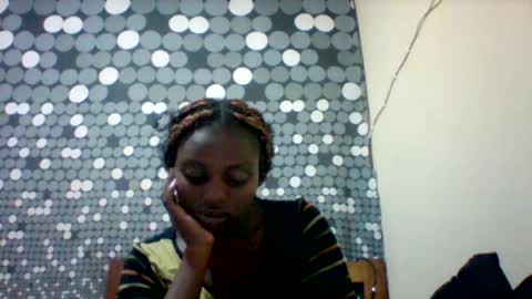 Snapshot of liligal chatting on 06-15-26, 07:27 liligal online show from 06-15-26, 07:27