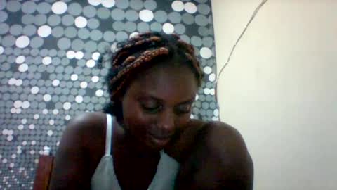 Snapshot of liligal chatting on 06-16-26, 08:00 liligal online show from 06-16-26, 08:00