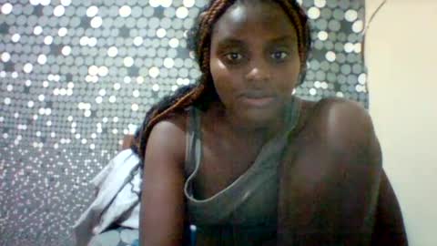 Snapshot of liligal chatting on 06-18-26, 09:08 liligal online show from 06-18-26, 09:08
