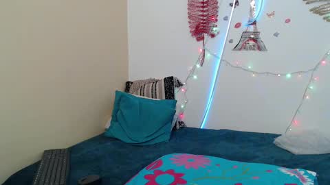 liliimilf online show from 02-11-25, 09:42