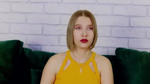 LiliLinn online show from 02-03-25, 05:07