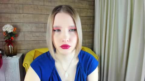 LiliLinn online show from 02-19-25, 05:49