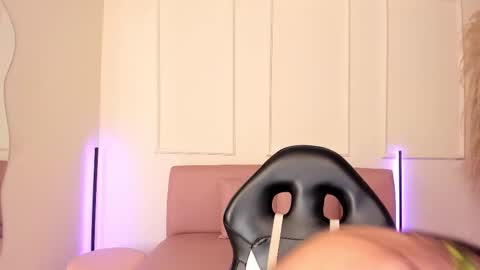 Lilly online show from 12-01-25, 12:21