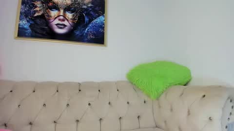 lilit2005 online show from 02-20-25, 06:02