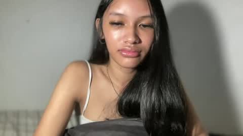 Chloe online show from 06-18-26, 04:24