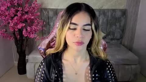 Lilith  online show from 10-29-25, 03:20