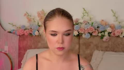 Snapshot of lilith_bonheur chatting on 05-04-26, 01:12 Lilith Bonheur online show from 05-04-26, 01:12