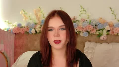 Snapshot of lilith_bonheur chatting on 05-07-26, 11:37 Lilith Bonheur online show from 05-07-26, 11:37