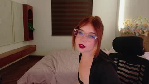Snapshot of lilith_bonheur chatting on 05-29-26, 02:04 Lilith Bonheur online show from 05-29-26, 02:04