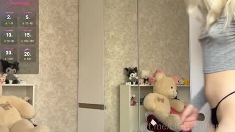 Snapshot of lilith_butterfly chatting on 05-31-26, 12:01 Lilly online show from 05-31-26, 12:01