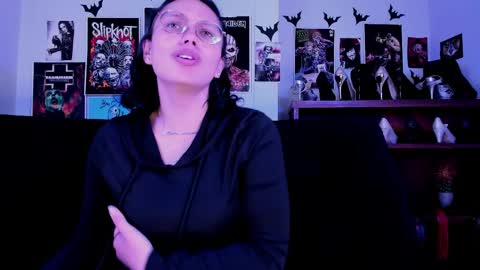 Snapshot of lilith_deveraux_ chatting on 06-06-26, 05:28 MISTRESS LILITH online show from 06-06-26, 05:28