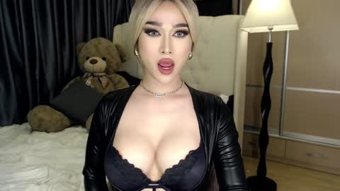 QUEEN LILITH BORBON online show from 12-05-24, 11:29