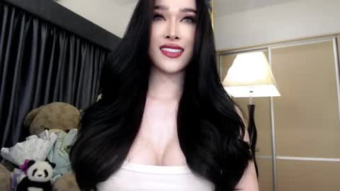 QUEEN LILITH BORBON online show from 05-27-26, 06:49