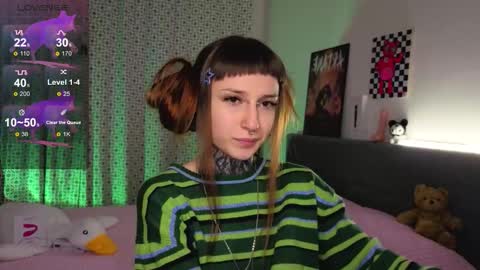 lilith_poison online show from 11-14-25, 06:06