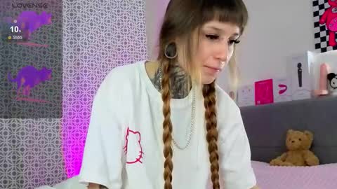 lilith_poison online show from 01-14-26, 06:13