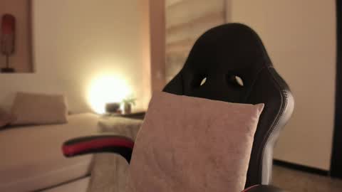 lilith_sage_ online show from 10-02-25, 11:39