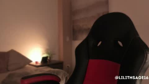 lilith_sage_ online show from 10-10-25, 11:42