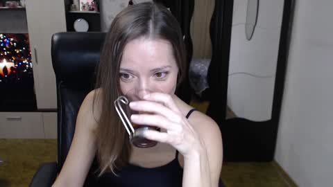 Snapshot of lilith_small21 chatting on 12-10-24, 05:33 lilith small21 online show from 12-10-24, 05:33