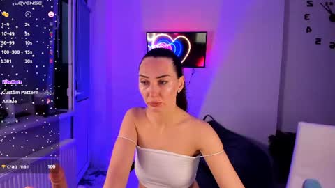 Snapshot of lilith_sora chatting on 06-19-26, 01:21 Lilith online show from 06-19-26, 01:21