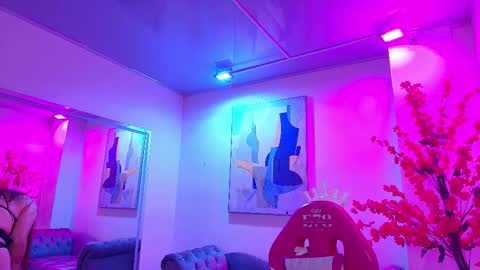 Snapshot of lilith_tayylor chatting on 01-19-26, 11:14 Lilith online show from 01-19-26, 11:14