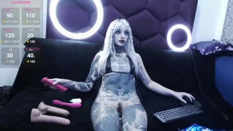 Snapshot of lilithlevis chatting on 12-20-24, 01:14 Tifon Mary - Indepent model online show from 12-20-24, 01:14