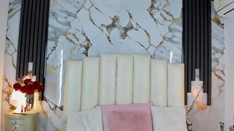 Lilith  online show from 04-11-26, 05:01