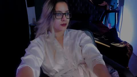 Snapshot of lilithmystic01 chatting on 01-17-25, 11:17 lilithmystic01 online show from 01-17-25, 11:17