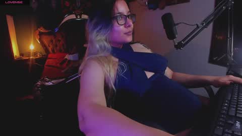 Snapshot of lilithmystic01 chatting on 02-07-25, 02:58 lilithmystic01 online show from 02-07-25, 02:58