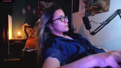 Snapshot of lilithmystic01 chatting on 02-20-25, 09:09 lilithmystic01 online show from 02-20-25, 09:09