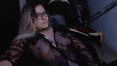 Snapshot of lilithmystic01 chatting on 03-02-25, 02:32 lilithmystic01 online show from 03-02-25, 02:32