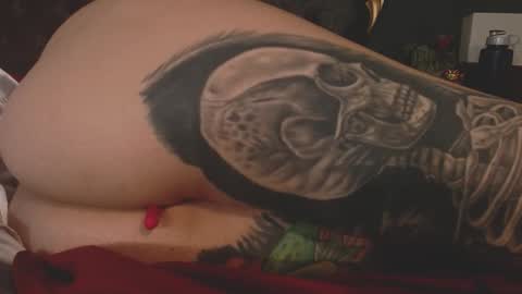 Snapshot of lilithmystic01 chatting on 10-12-25, 11:20 lilithmystic01 online show from 10-12-25, 11:20