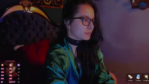 Snapshot of lilithmystic01 chatting on 10-19-25, 02:29 lilithmystic01 online show from 10-19-25, 02:29