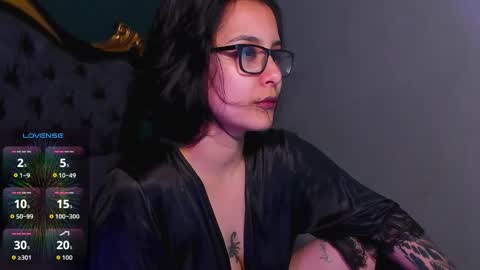 Snapshot of lilithmystic01 chatting on 12-13-25, 07:53 lilithmystic01 online show from 12-13-25, 07:53