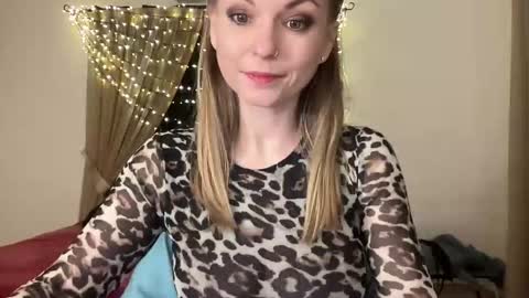 Snapshot of lilithnewdawn chatting on 03-05-26, 08:16 lilithnewdawn online show from 03-05-26, 08:16