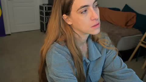 Snapshot of lilithoftrees chatting on 01-17-25, 07:05 L online show from 01-17-25, 07:05