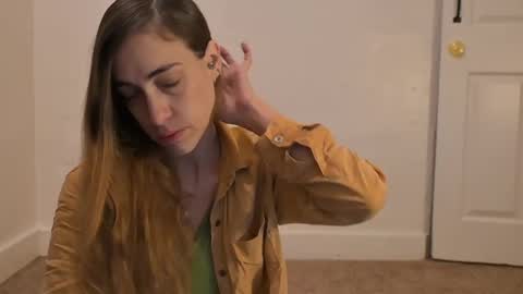 Snapshot of lilithoftrees chatting on 03-04-25, 01:28 L online show from 03-04-25, 01:28