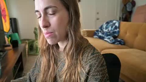 Snapshot of lilithoftrees chatting on 09-08-25, 04:39 L online show from 09-08-25, 04:39