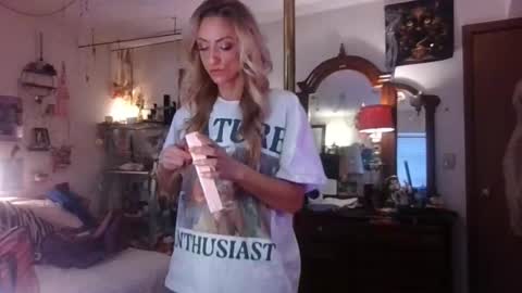 Lilithohfish online show from 01-05-26, 09:29