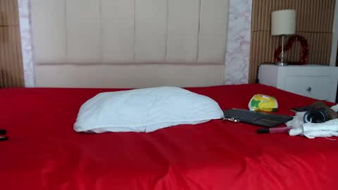 Snapshot of lilithphillis1 chatting on 05-21-26, 05:42 lilithphillis1 online show from 05-21-26, 05:42