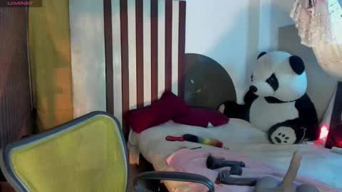 Snapshot of lilithsabeth chatting on 10-31-25, 01:06 lilithsabeth online show from 10-31-25, 01:06