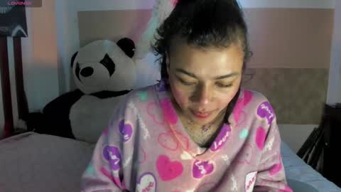 Snapshot of lilithsabeth chatting on 11-05-25, 01:27 lilithsabeth online show from 11-05-25, 01:27