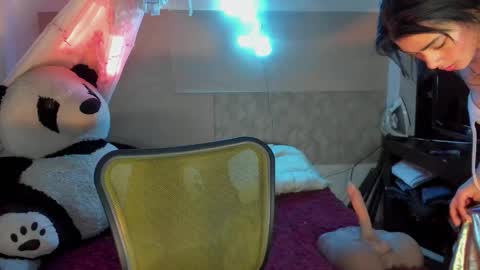 Snapshot of lilithsabeth chatting on 11-10-25, 12:15 lilithsabeth online show from 11-10-25, 12:15