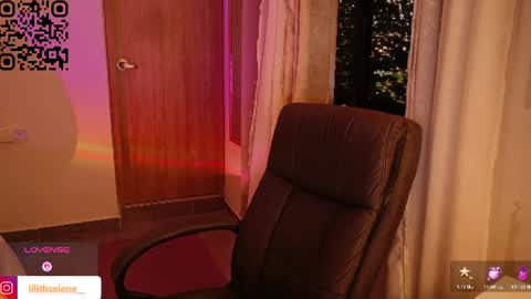 Snapshot of lilithselene chatting on 07-23-26, 01:58 Lilith Selene online show from 07-23-26, 01:58